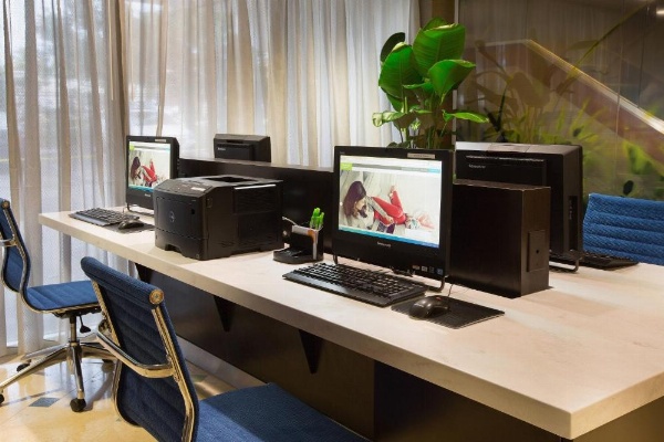 Courtyard by Marriott Fort Lauderdale Beach image 24